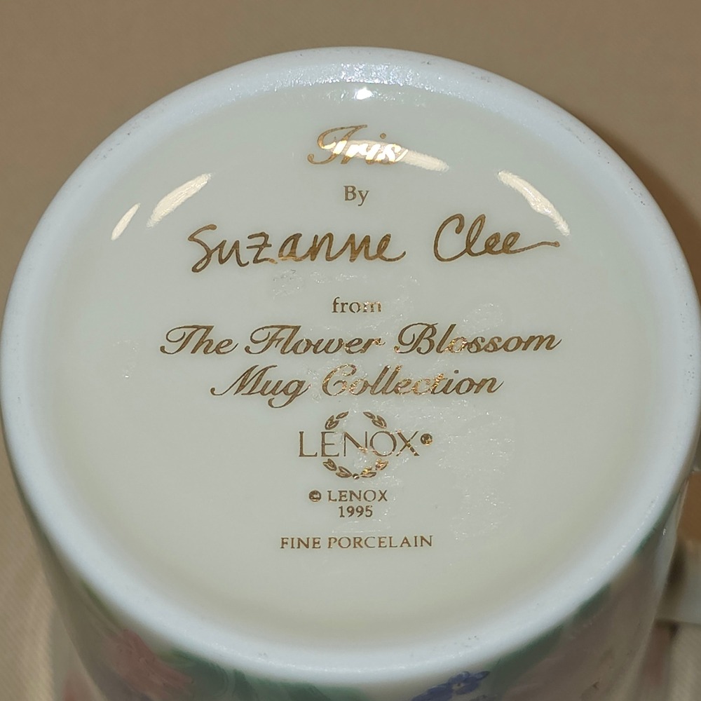 Lenox Suzanne Clee Iris Porcelain Mug Flower Blossom 1995 Gold Rim Floral - Picture 6 of 6